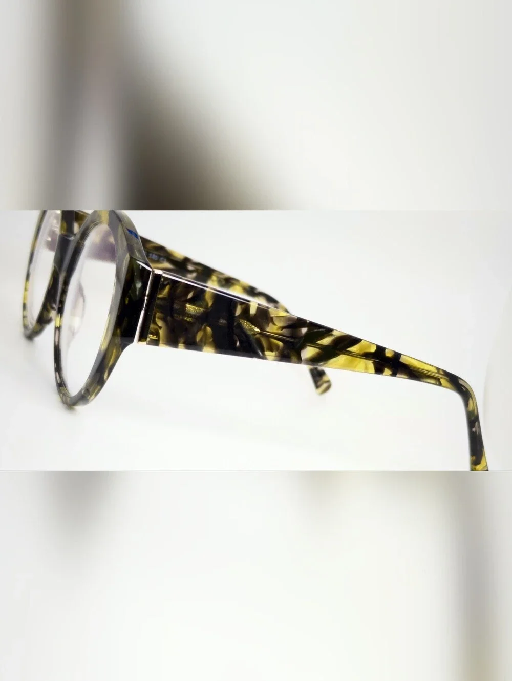 Dara. Round Tortoiseshell Fashion Eyeglasses - Yellow Brown